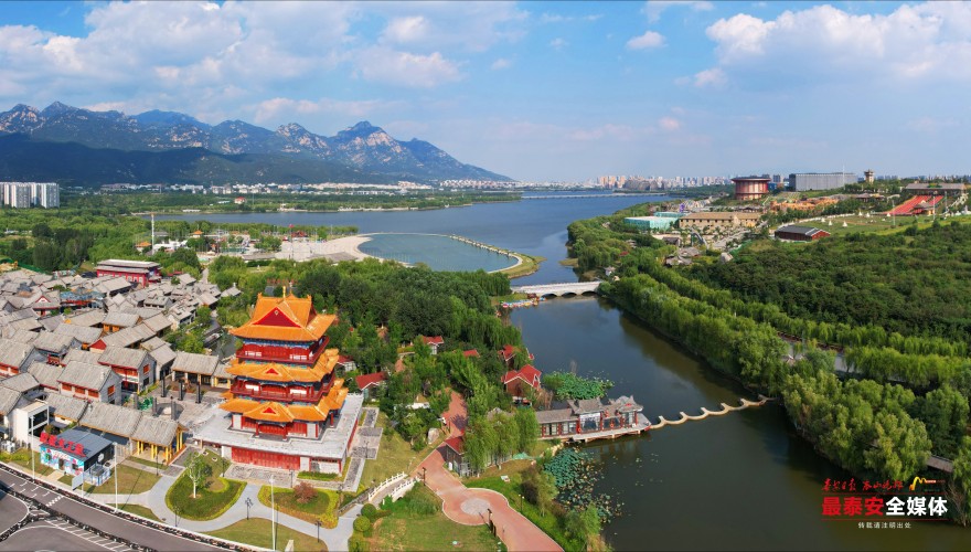 俯瞰天平湖畔。.jpg