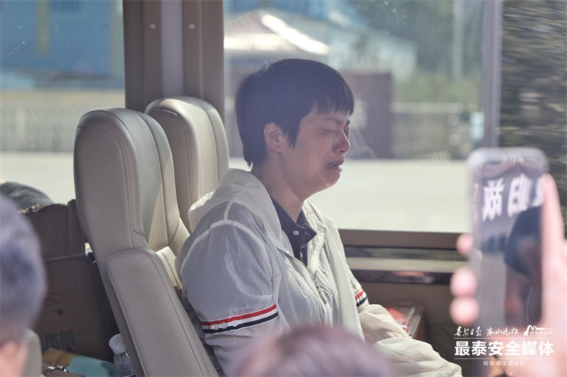 欒留偉骨灰回家圖（有視頻）(3231345)-20240820211644.jpg